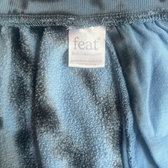 Feat Clothing women shorts in sweatshirt material | large | “Volt” blue tie-dye - Picture 7 of 8